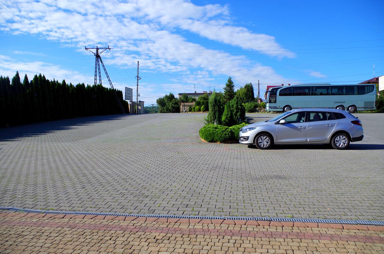 Dworek Emilli Wieliczka Exterior foto